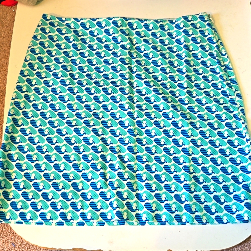 Talbots women's 12 blue whale 🐋 print mid skirt
